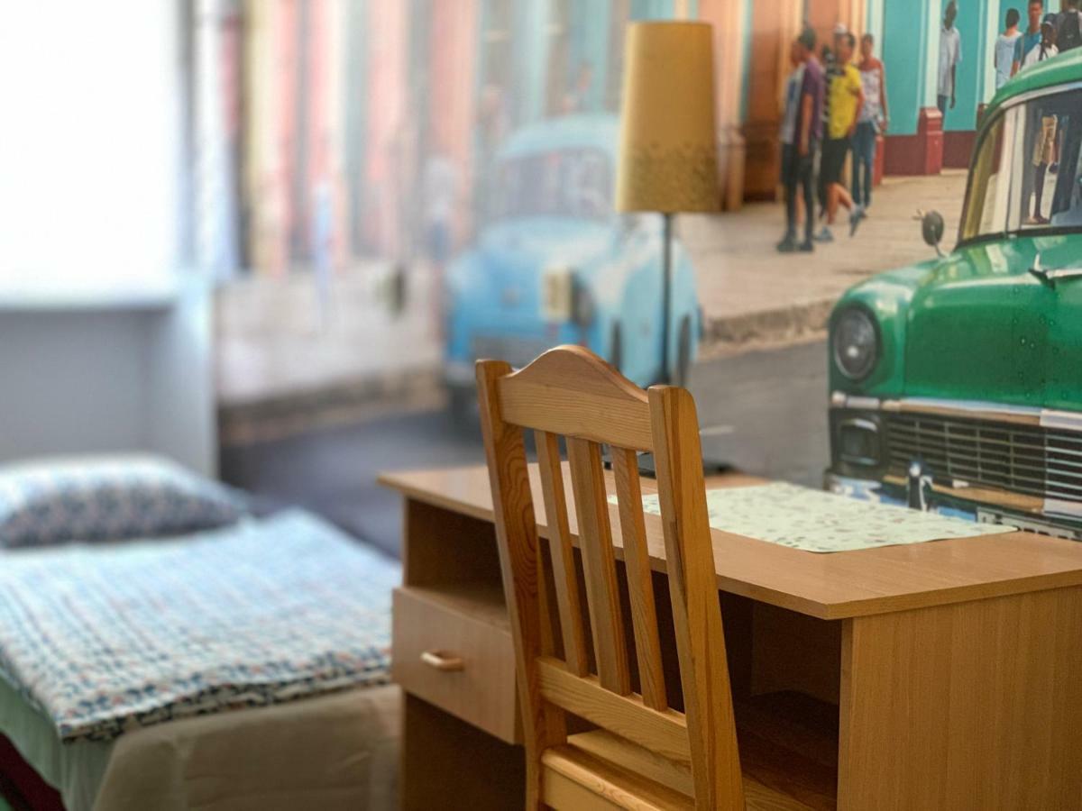 Hostel Aleje 28 Krakow Dış mekan fotoğraf