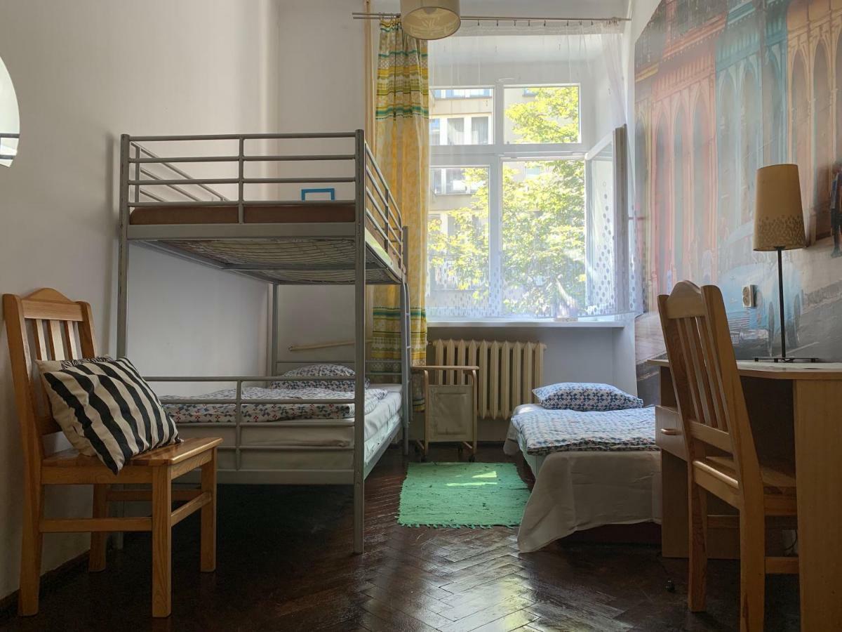 Hostel Aleje 28 Krakow Dış mekan fotoğraf